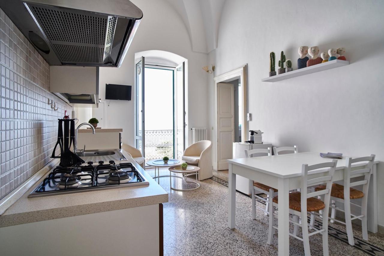 EQUORUM SOLARIUM - Panorama&Relax Ostuni Bagian luar foto