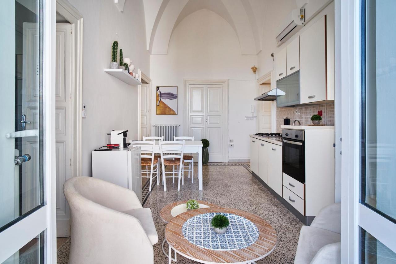 EQUORUM SOLARIUM - Panorama&Relax Ostuni Bagian luar foto